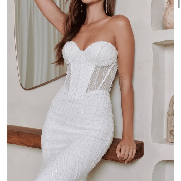 Evie Young – CARTER Wedding Dress - Picture 2 of 3